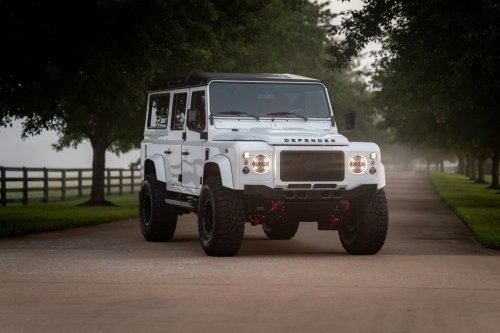 Helderburg’s Classic Defender Restomod Costs 2.5 Times More Than A New Octa