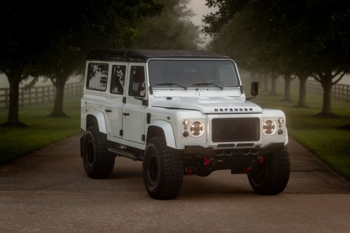 Helderburg’s Classic Defender Restomod Costs 2.5 Times More Than A New Octa