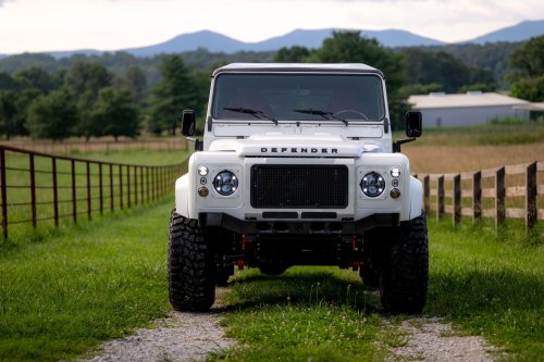 Helderburg’s Classic Defender Restomod Costs 2.5 Times More Than A New Octa