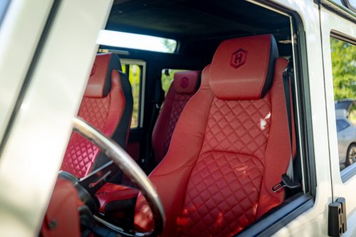 Helderburg’s Classic Defender Restomod Costs 2.5 Times More Than A New Octa