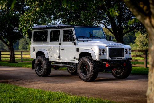 Helderburg’s Classic Defender Restomod Costs 2.5 Times More Than A New Octa