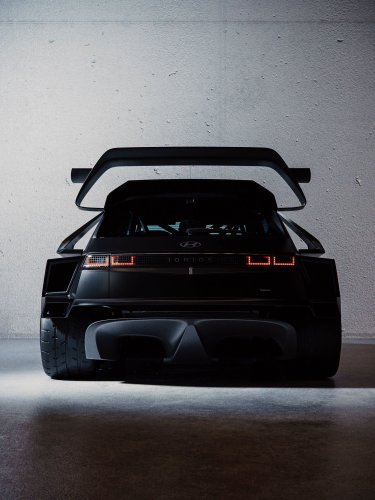 Hyundai Ioniq 5 N Imagined As A Group B Monster With ICE Power