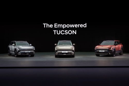 Hyundai’s New Tucson Remembers How You Got Into That Tight Parking Bay, And Reverses Itself Out