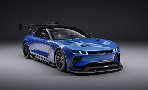 The Jensen Interceptor Is Back With A 960 HP Chevy Bang And A Seriously Big Wing