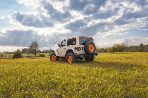 Jeep Wrangler JL-2A Looks Back At The World War II Era