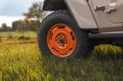 Jeep Wrangler JL-2A Looks Back At The World War II Era
