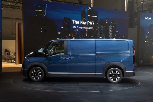 Kia Makes Regular Vans Feel Outdated With New PV7