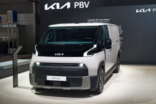 Kia Makes Regular Vans Feel Outdated With New PV7