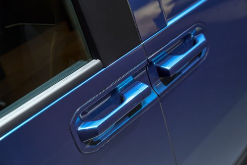 Kia Makes Regular Vans Feel Outdated With New PV7