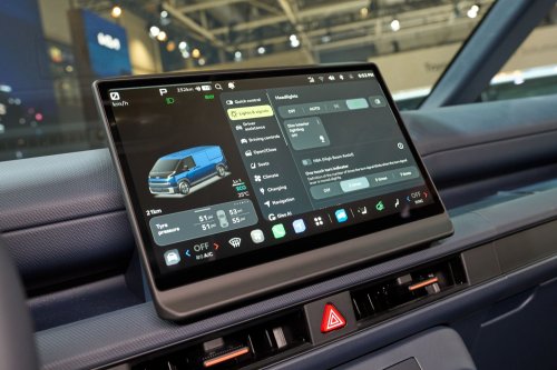 Kia Makes Regular Vans Feel Outdated With New PV7