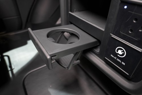 Kia Makes Regular Vans Feel Outdated With New PV7