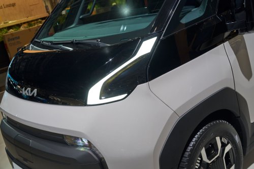 Kia Makes Regular Vans Feel Outdated With New PV7