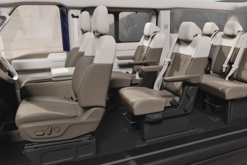 Kia, Kia Makes Regular Vans Feel Outdated With New PV7