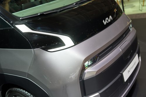 Kia Makes Regular Vans Feel Outdated With New PV7