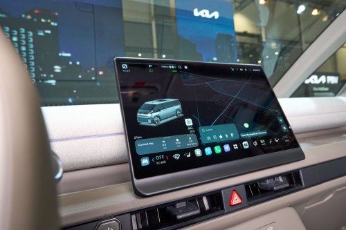 Kia Makes Regular Vans Feel Outdated With New PV7