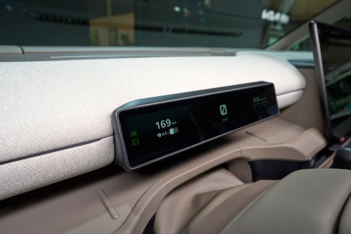 Kia Makes Regular Vans Feel Outdated With New PV7