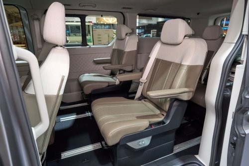 Kia Makes Regular Vans Feel Outdated With New PV7
