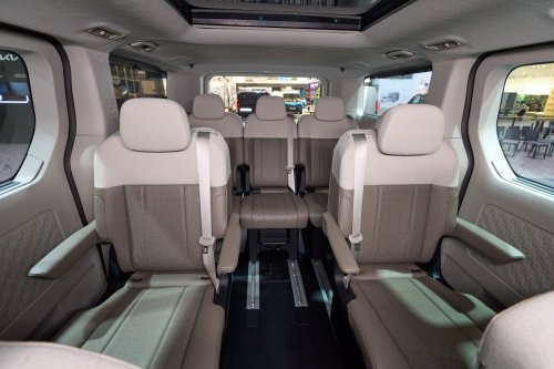Kia Makes Regular Vans Feel Outdated With New PV7