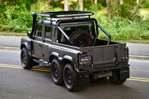 With Two Extra Wheels, This Defender Is Ready To Tackle Anything