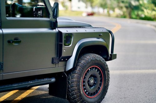 With Two Extra Wheels, This Defender Is Ready To Tackle Anything