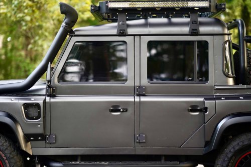 With Two Extra Wheels, This Defender Is Ready To Tackle Anything