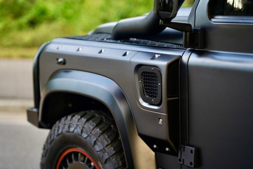 With Two Extra Wheels, This Defender Is Ready To Tackle Anything