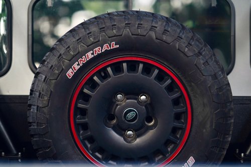 With Two Extra Wheels, This Defender Is Ready To Tackle Anything