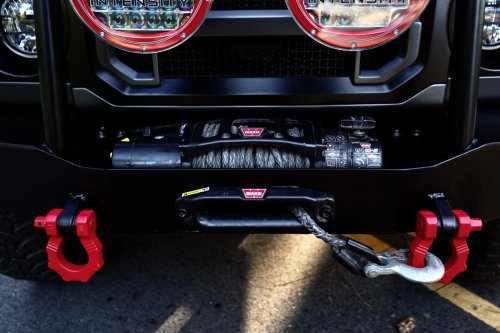 With Two Extra Wheels, This Defender Is Ready To Tackle Anything