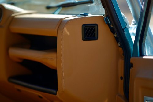 This Osprey Land Rover Defender Is Hiding An American V8 Punch