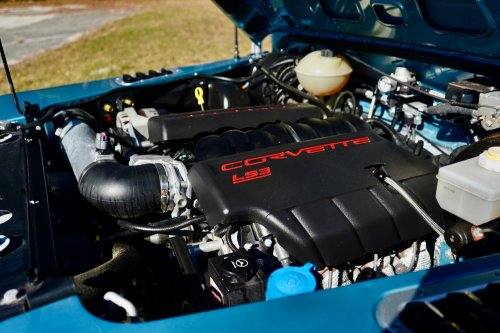 This Osprey Land Rover Defender Is Hiding An American V8 Punch