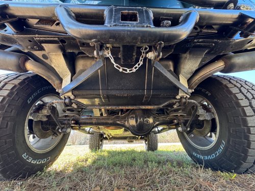 This Osprey Land Rover Defender Is Hiding An American V8 Punch