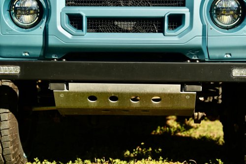 This Osprey Land Rover Defender Is Hiding An American V8 Punch