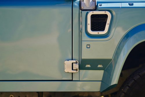 This Osprey Land Rover Defender Is Hiding An American V8 Punch