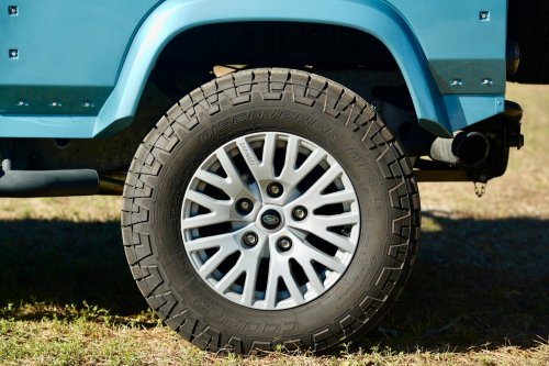 This Osprey Land Rover Defender Is Hiding An American V8 Punch