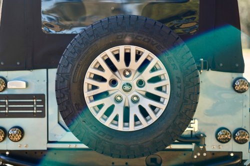 This Osprey Land Rover Defender Is Hiding An American V8 Punch