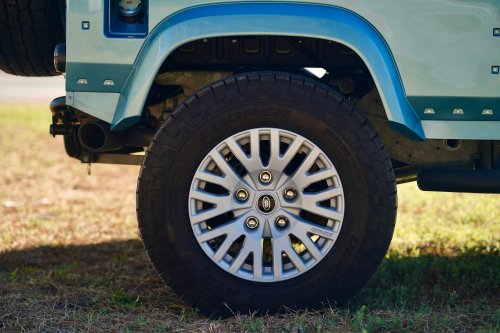 This Osprey Land Rover Defender Is Hiding An American V8 Punch