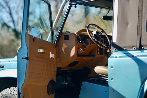 This Osprey Land Rover Defender Is Hiding An American V8 Punch