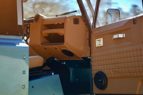This Osprey Land Rover Defender Is Hiding An American V8 Punch