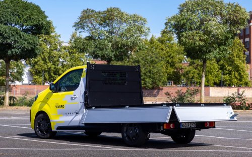 Stellantis Has A New Manual Turbodiesel Truck But It’s Not What You Think