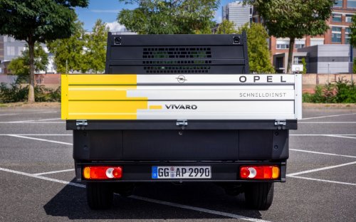 Stellantis Has A New Manual Turbodiesel Truck But It’s Not What You Think