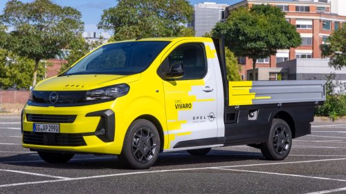 Stellantis Has A New Manual Turbodiesel Truck But It’s Not What You Think