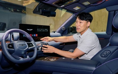 Genesis GV90 Shows How Massive Display Grows Even Bigger For The Ultimate In-Car Movie Theater