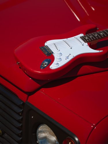 You Can Now Match Your Electric Guitar To Your Land Rover Defender