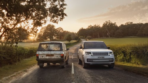 The Electric Range Rover Costs $25,000 More Than The Gas One And Tows A Ton Less