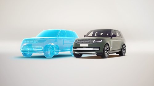 The Electric Range Rover Costs $25,000 More Than The Gas One And Tows A Ton Less