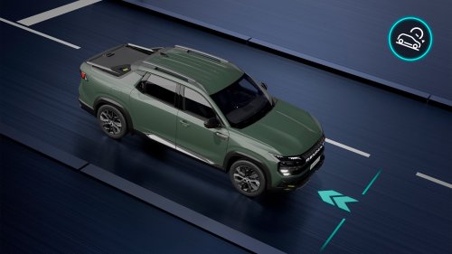 Renault’s Sensible New Truck Says It Rides Like An SUV