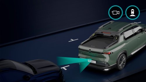 Renault’s Sensible New Truck Says It Rides Like An SUV