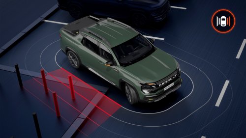 Renault’s Sensible New Truck Says It Rides Like An SUV