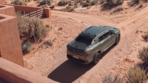 Renault’s Sensible New Truck Says It Rides Like An SUV