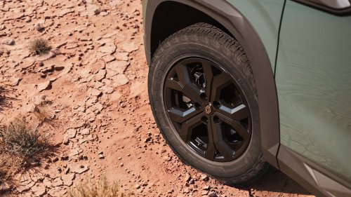 Renault’s Sensible New Truck Says It Rides Like An SUV